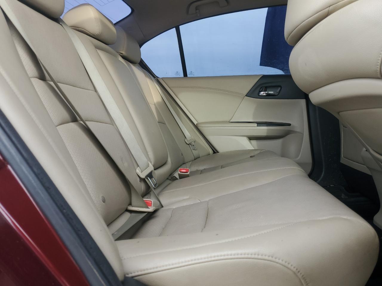 2013 Honda Accord - Image 10