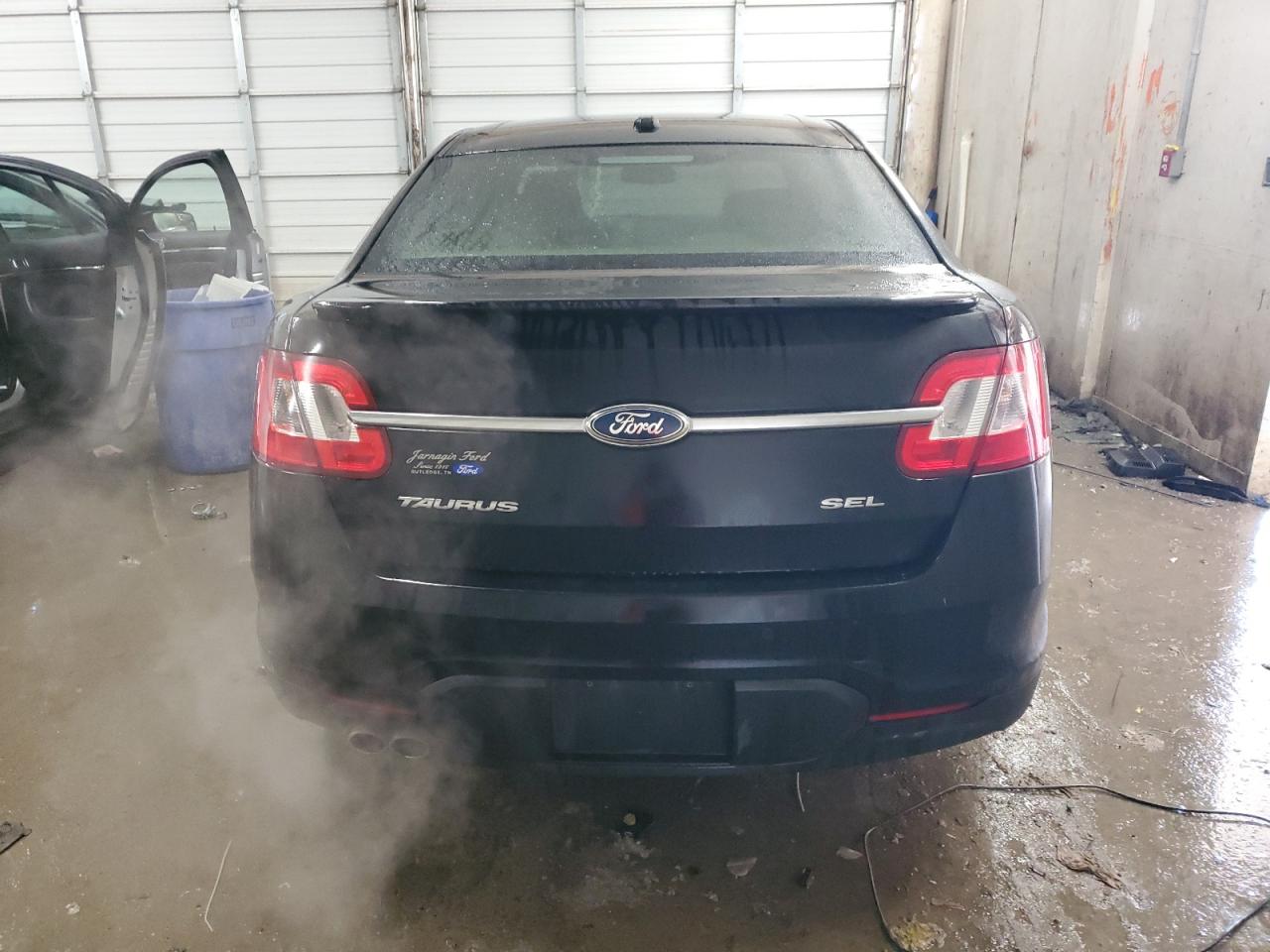 2012 Ford Taurus - Image 6