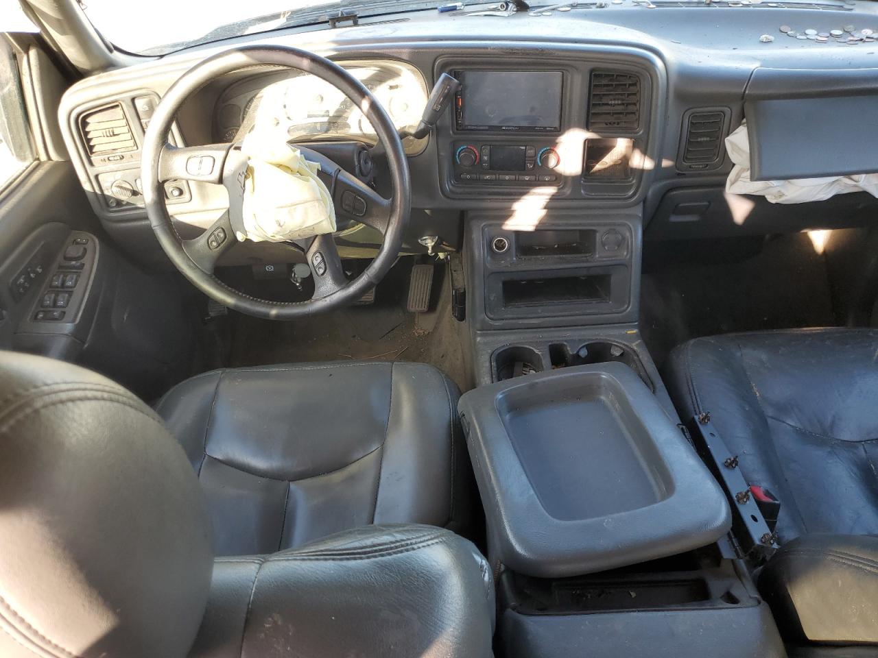 2004 Chevrolet Silverado - Image 8