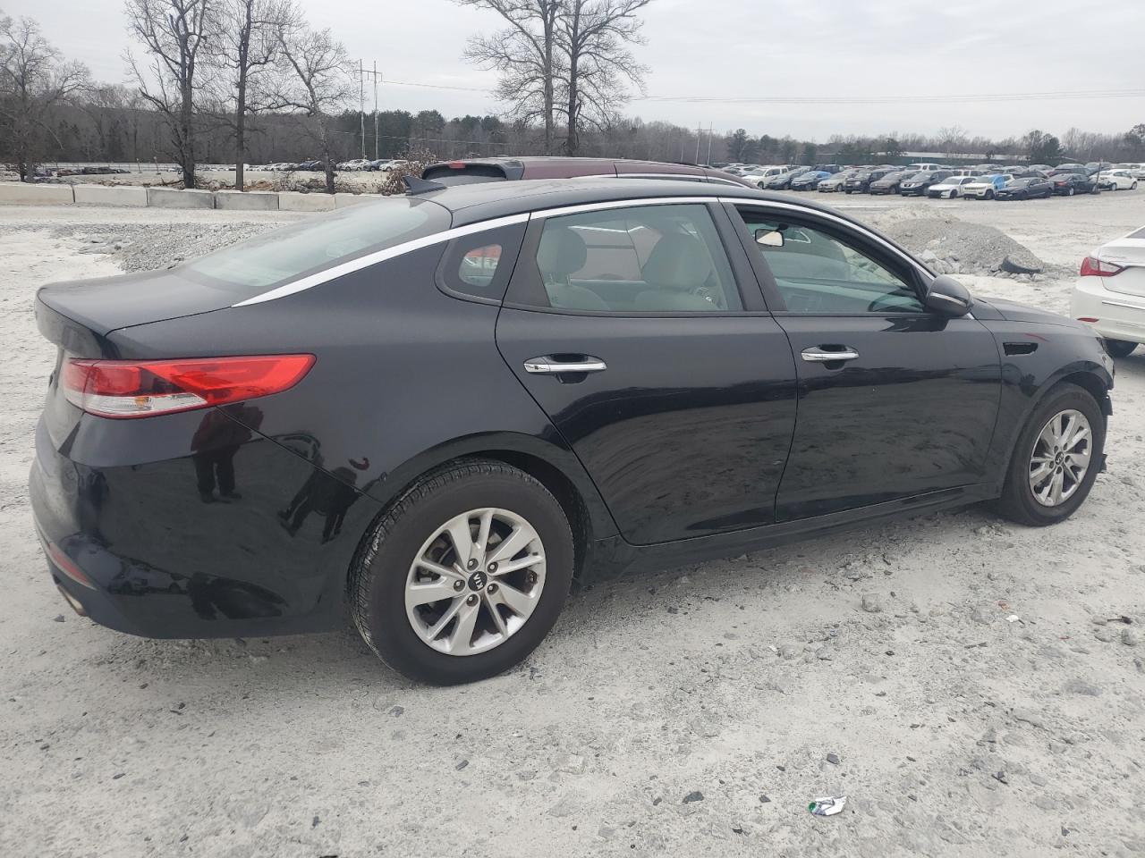 2016 Kia Optima - Image 3