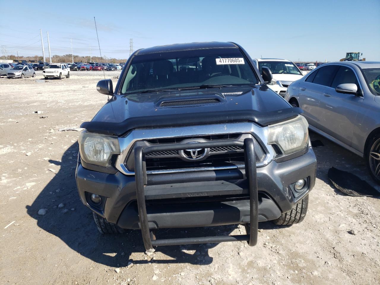 2014 Toyota Tacoma - Image 5