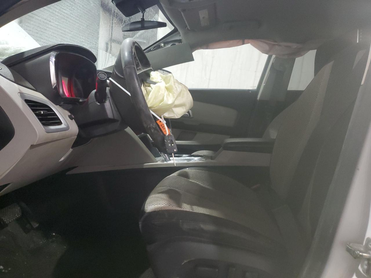 2017 GMC Terrain - Image 7