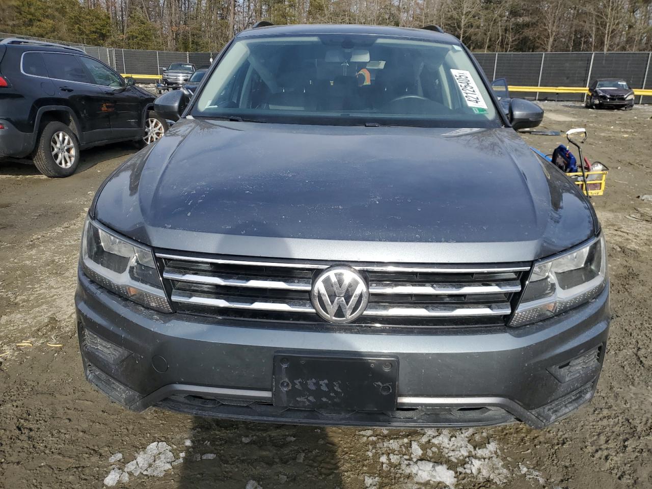 2021 Volkswagen Tiguan - Image 5