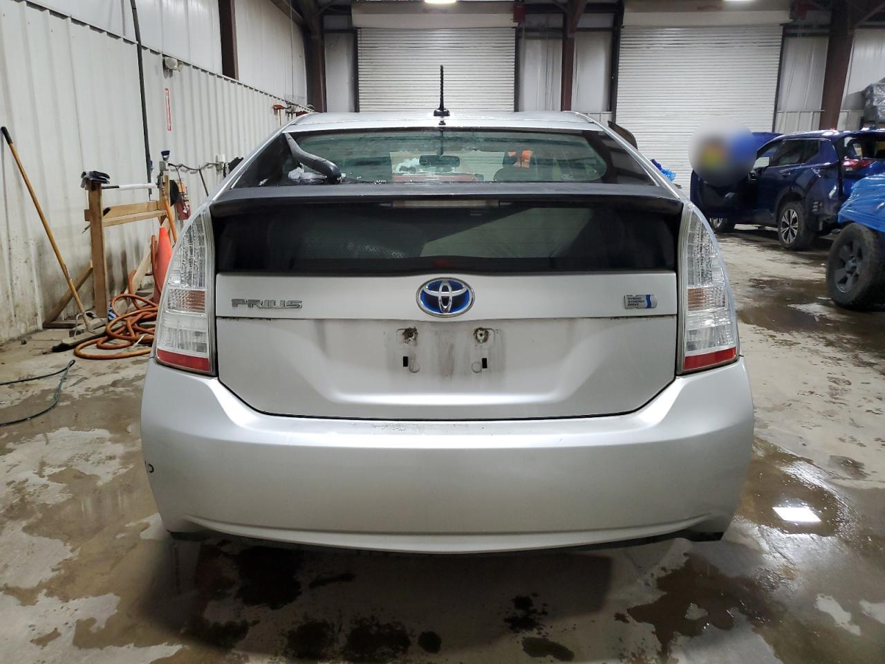 2011 Toyota Prius - Image 6