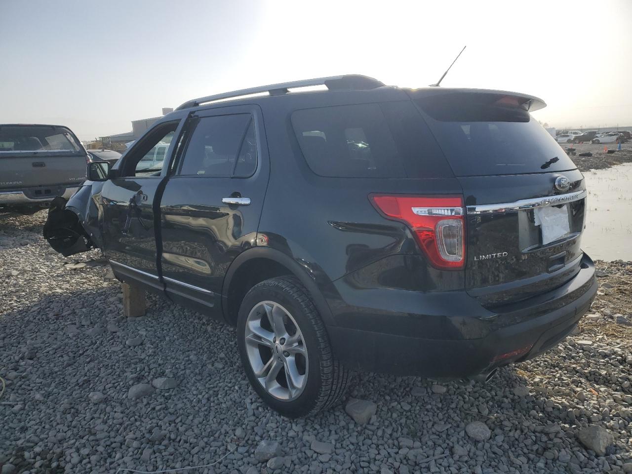 2013 Ford Explorer - Image 2