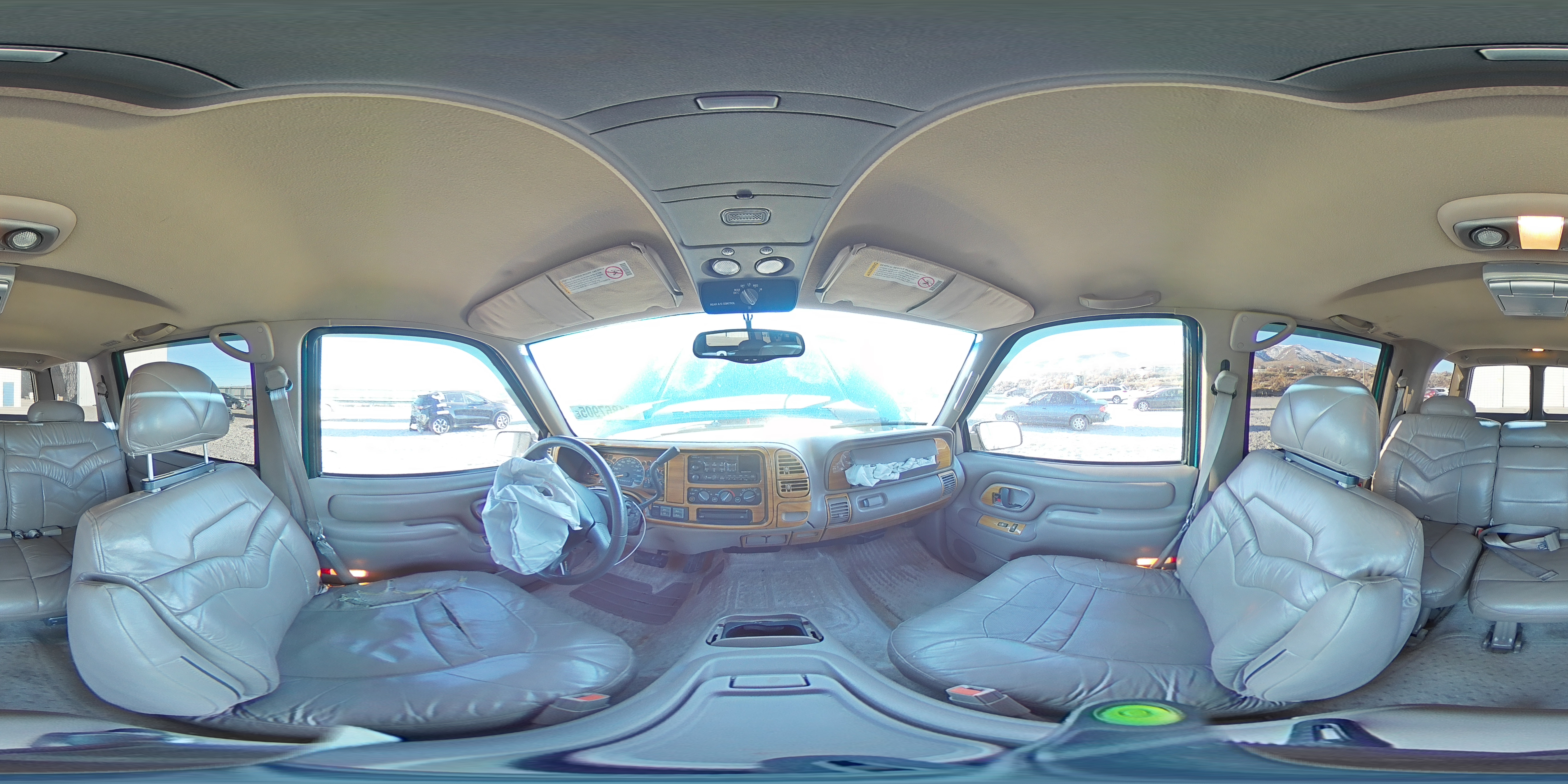 1999 Chevrolet Tahoe - Image 13