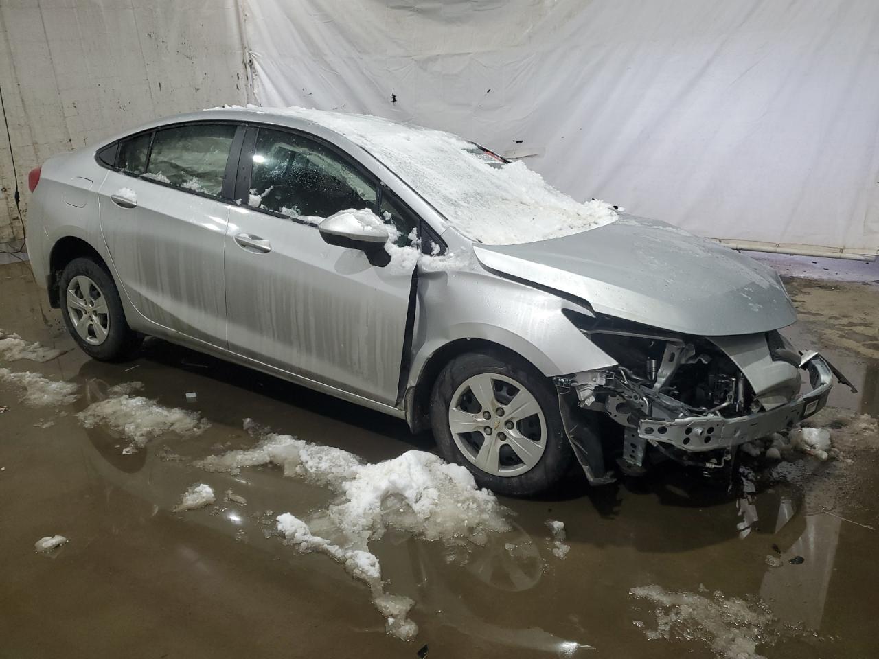 2017 Chevrolet Cruze - Image 4