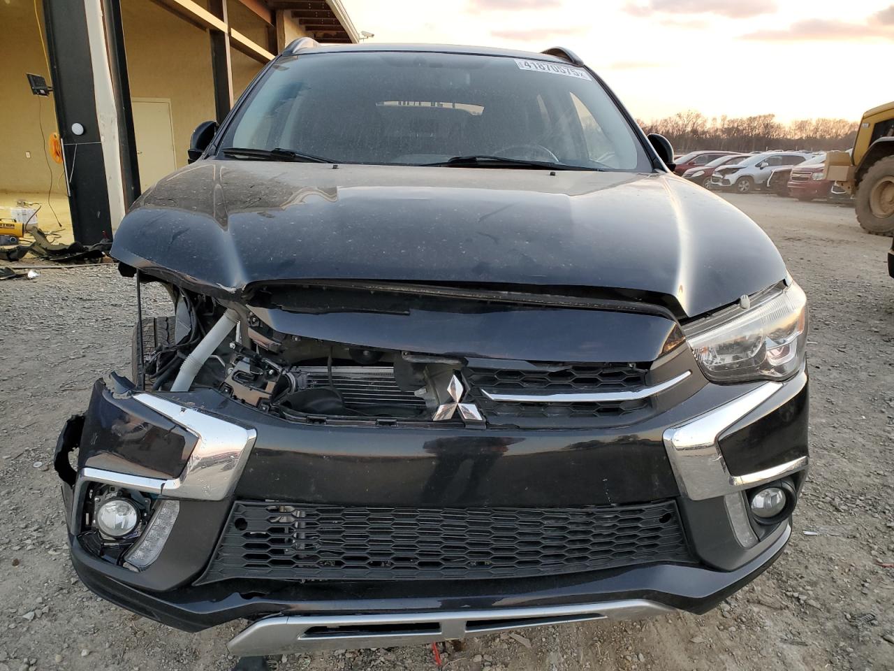 2018 Mitsubishi Outlander - Image 5