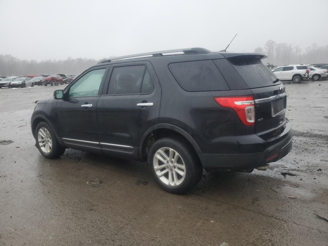 2014 Ford Explorer - Image 2
