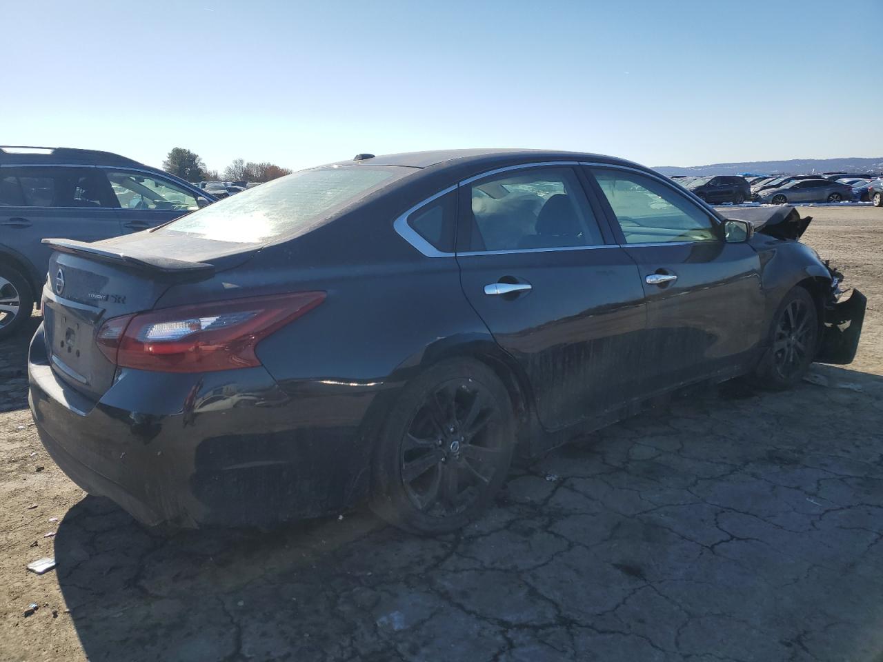 2018 Nissan Altima - Image 3