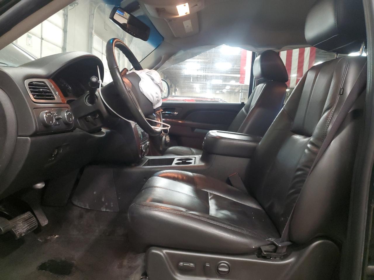 2011 Chevrolet Tahoe - Image 7