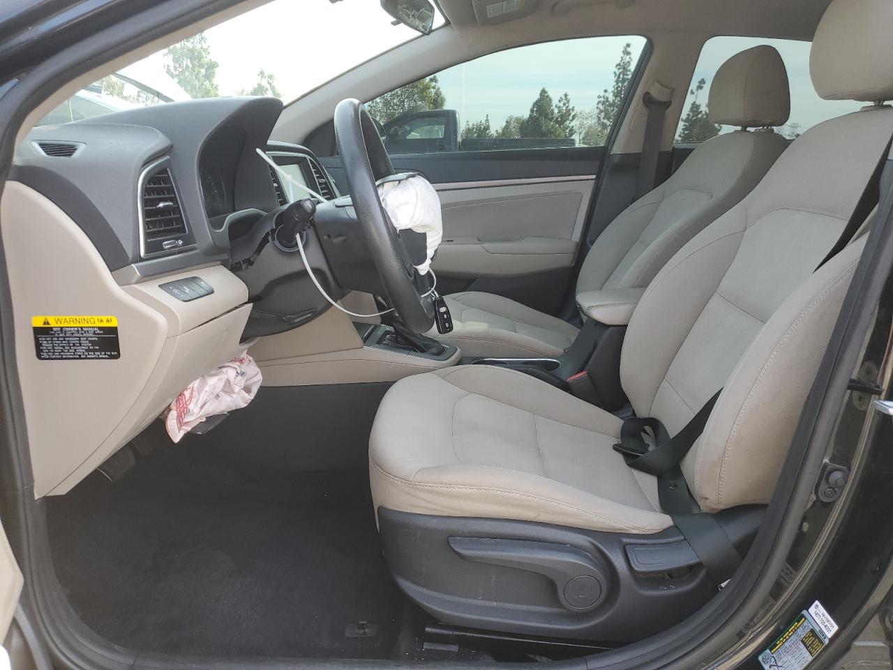 2018 Hyundai Elantra - Image 7