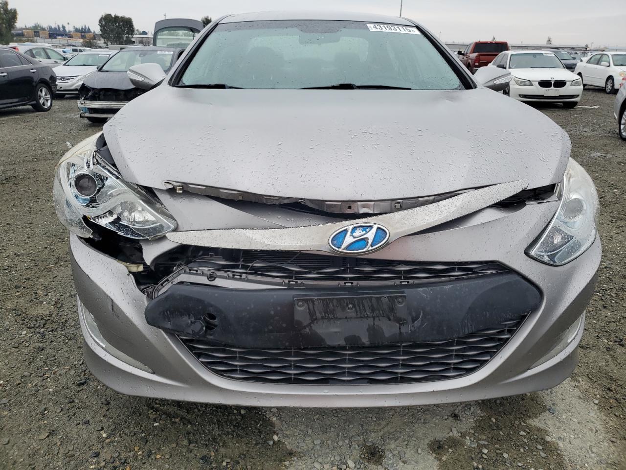 2011 Hyundai Sonata - Image 5