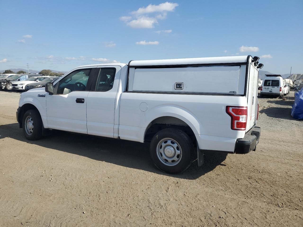 VIN 1FTEX1CB4JKF06554 2018 FORD F-150 no.2