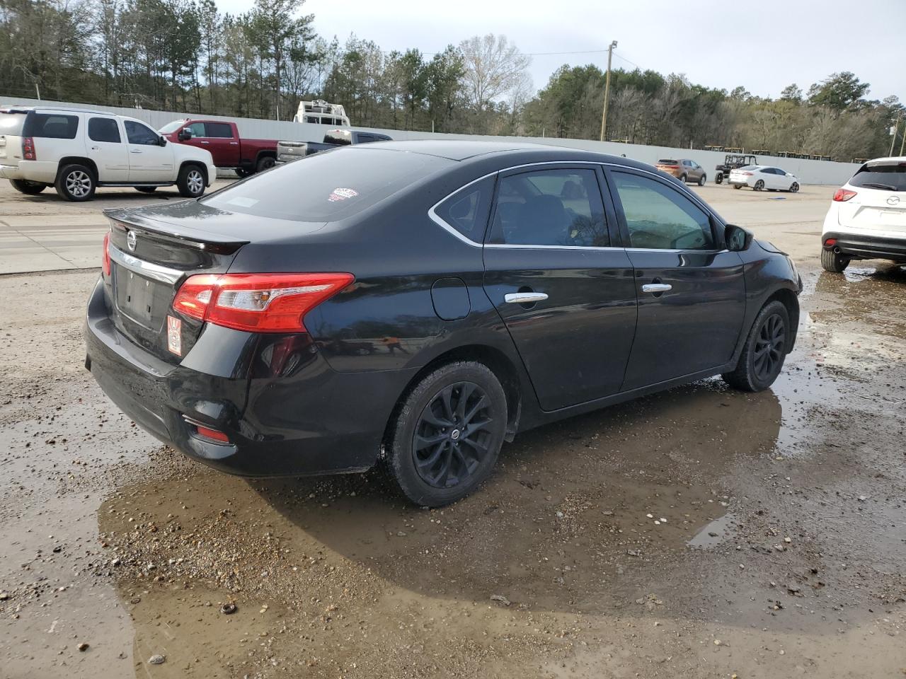 2019 Nissan Sentra - Image 3
