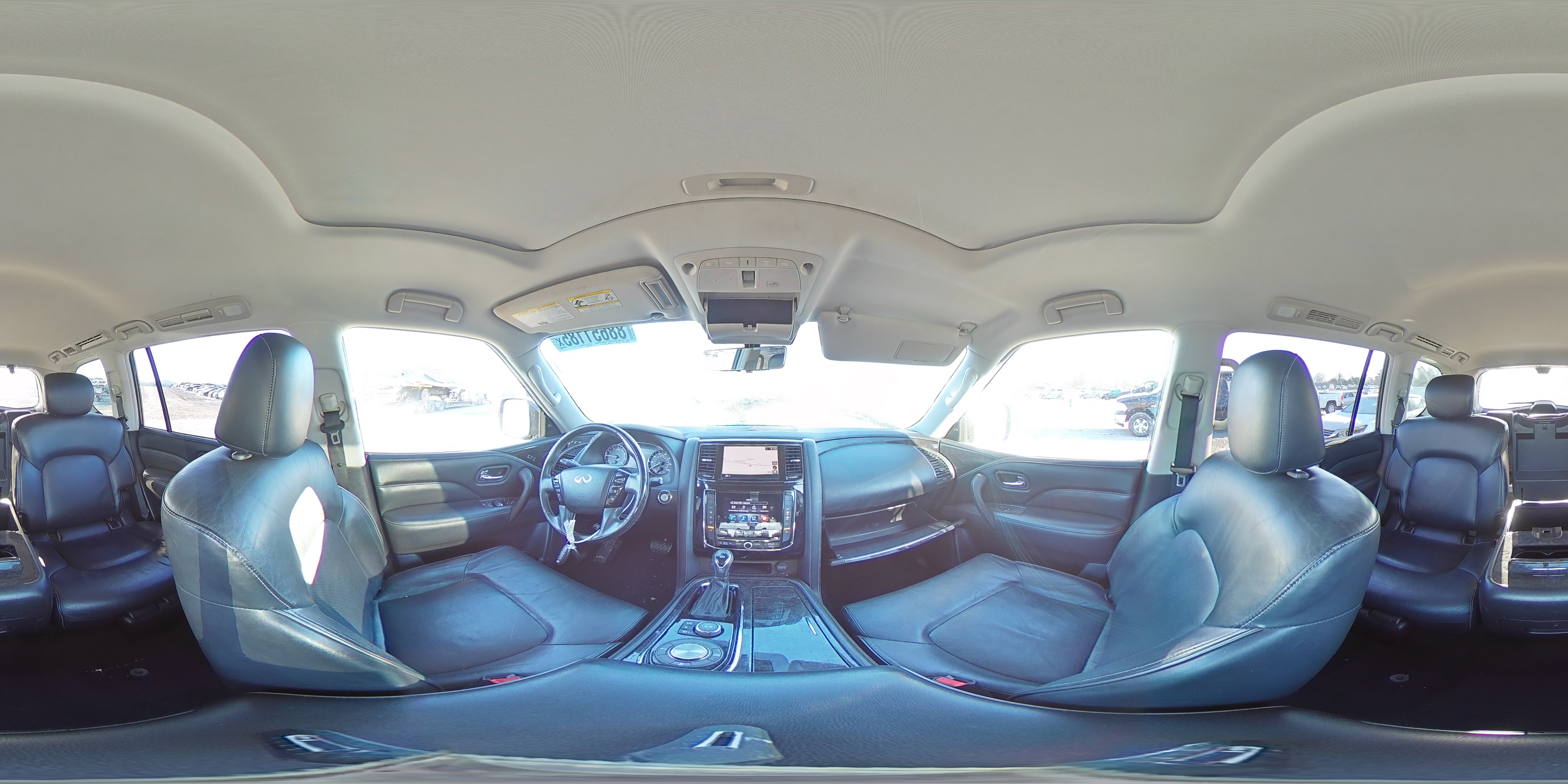 2021 Infiniti QX80 - Image 13