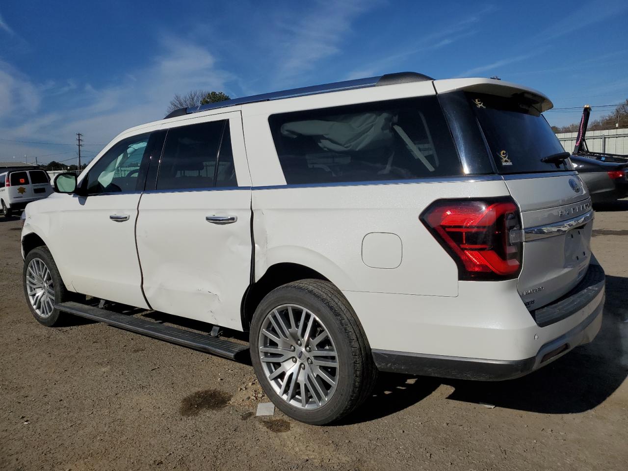 2022 Ford Expedition - Image 2