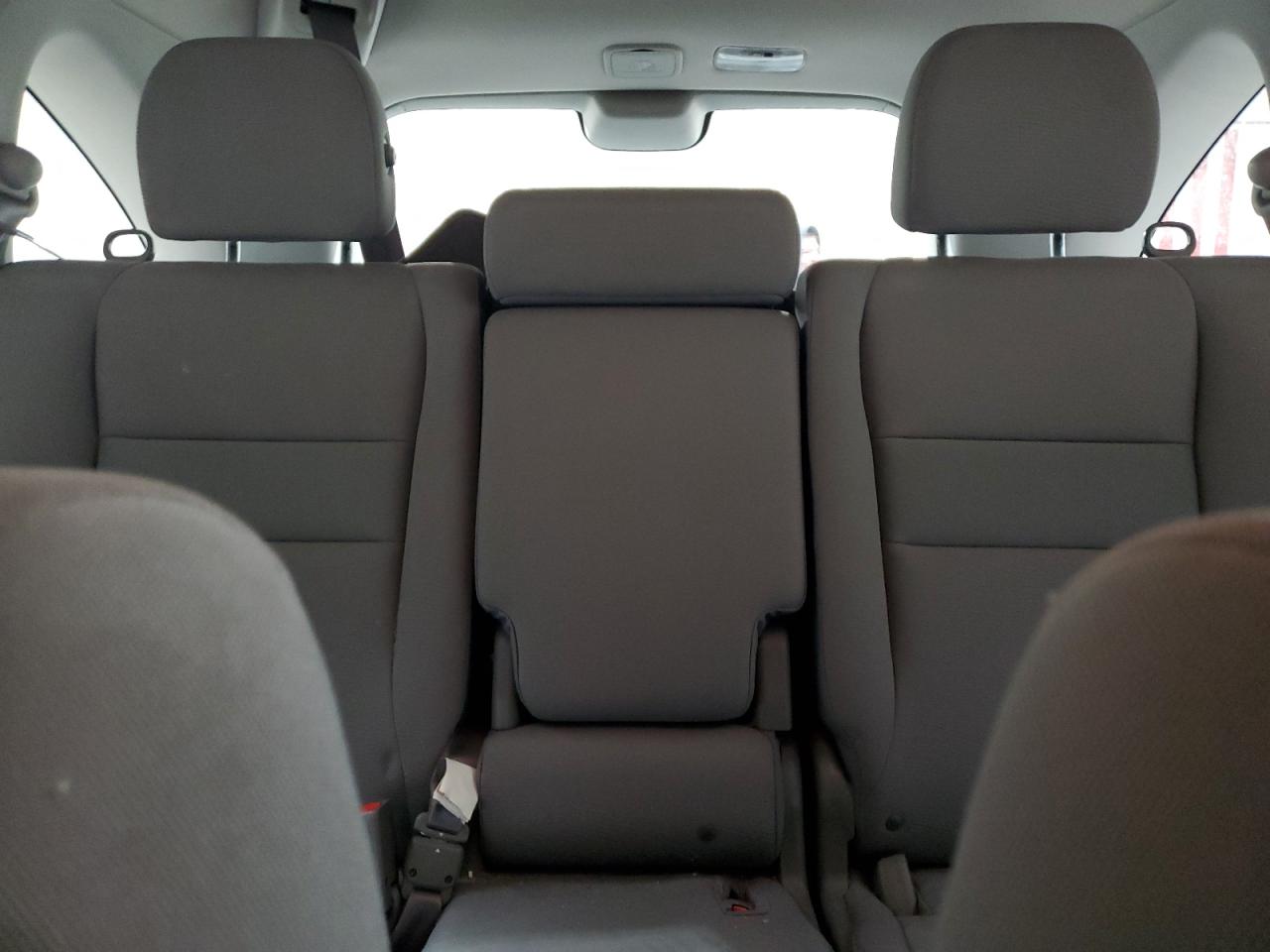 2011 Honda CR-V - Image 10