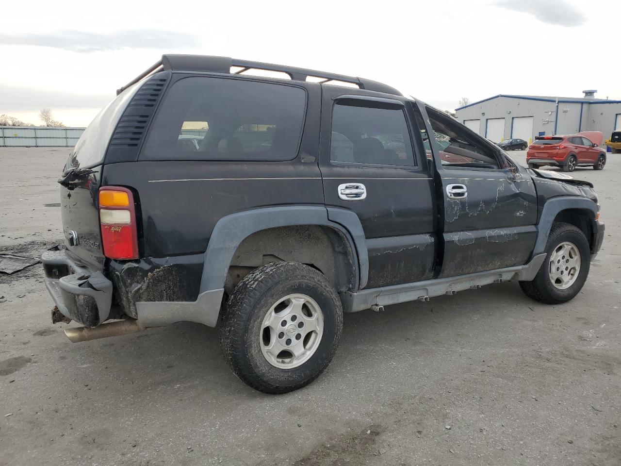 2003 Chevrolet Tahoe - Image 3