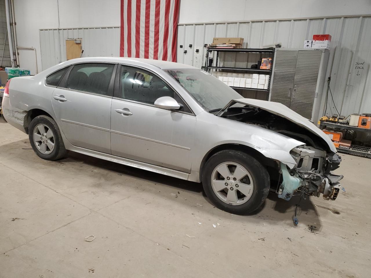 2011 Chevrolet Impala - Image 4
