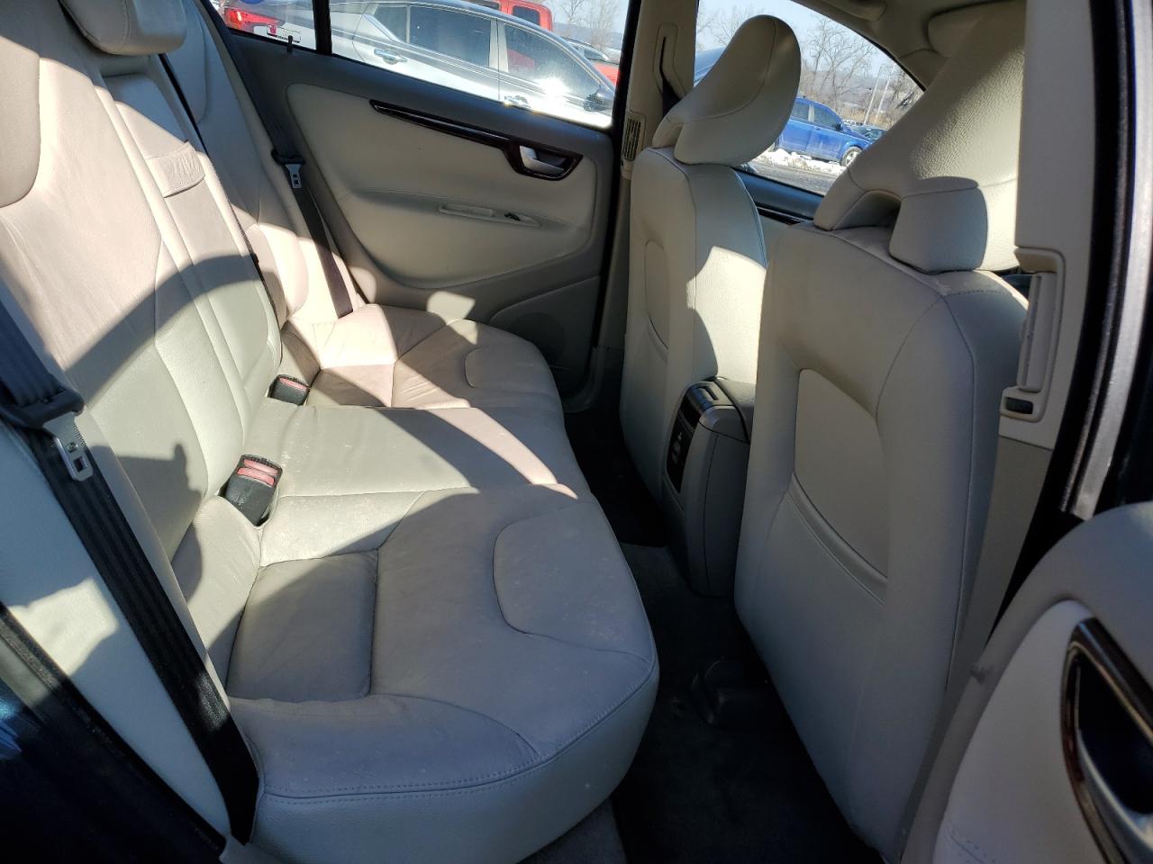 2008 Volvo S60 - Image 10
