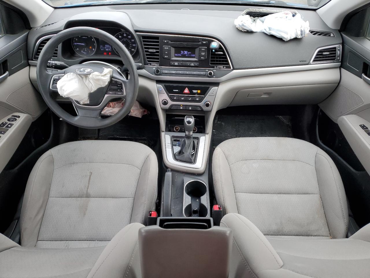 2017 Hyundai Elantra - Image 8