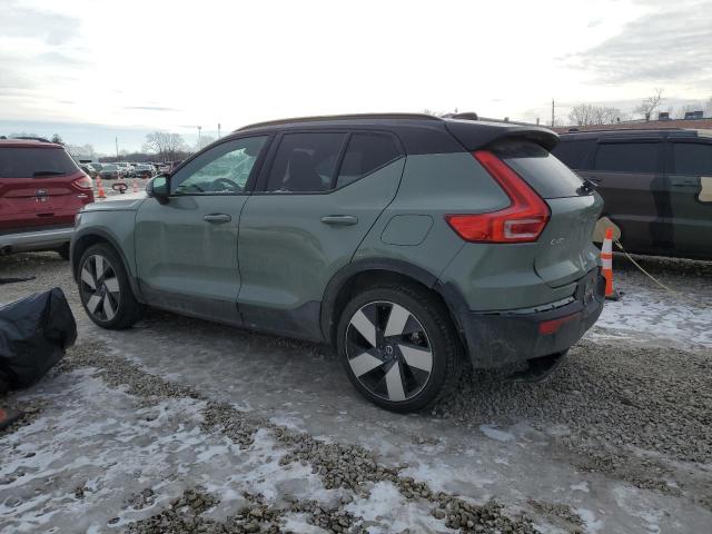  VOLVO XC40 2023 Зеленый