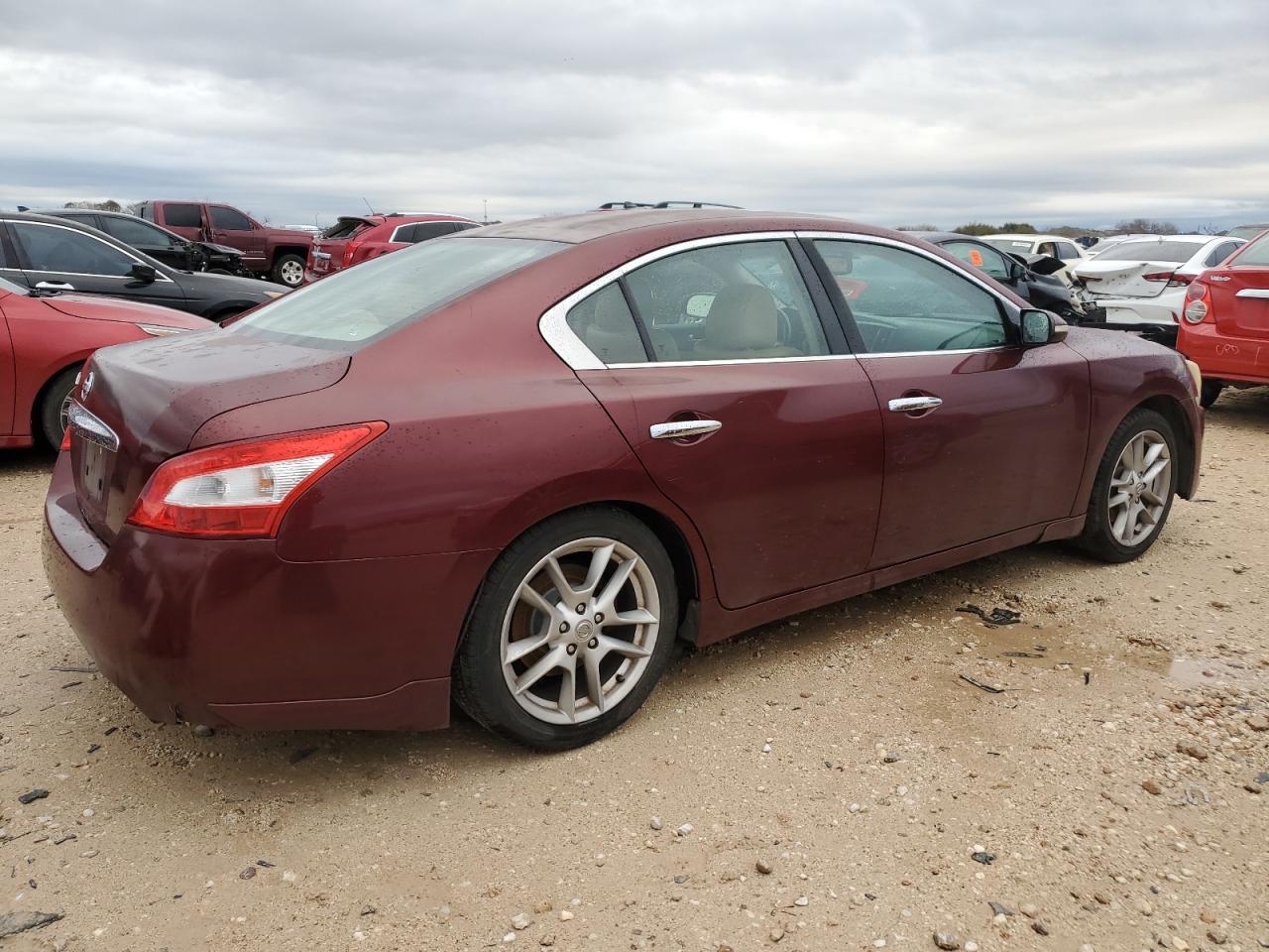 2009 Nissan Maxima - Image 3