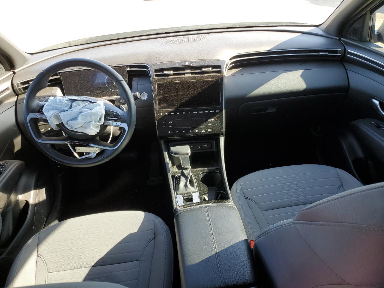 2023 Hyundai Santa Cruz - Image 8