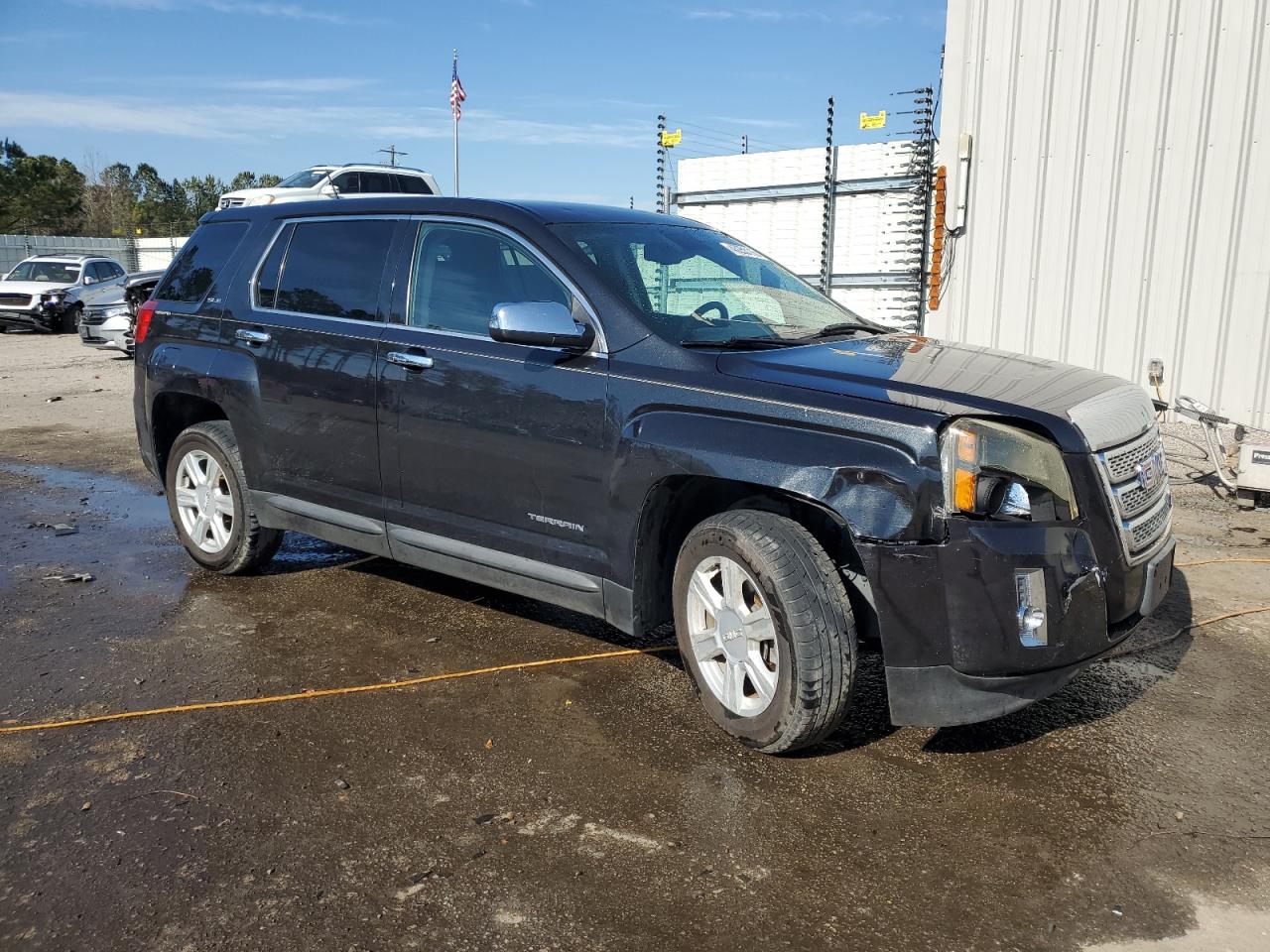 2014 GMC Terrain - Image 4