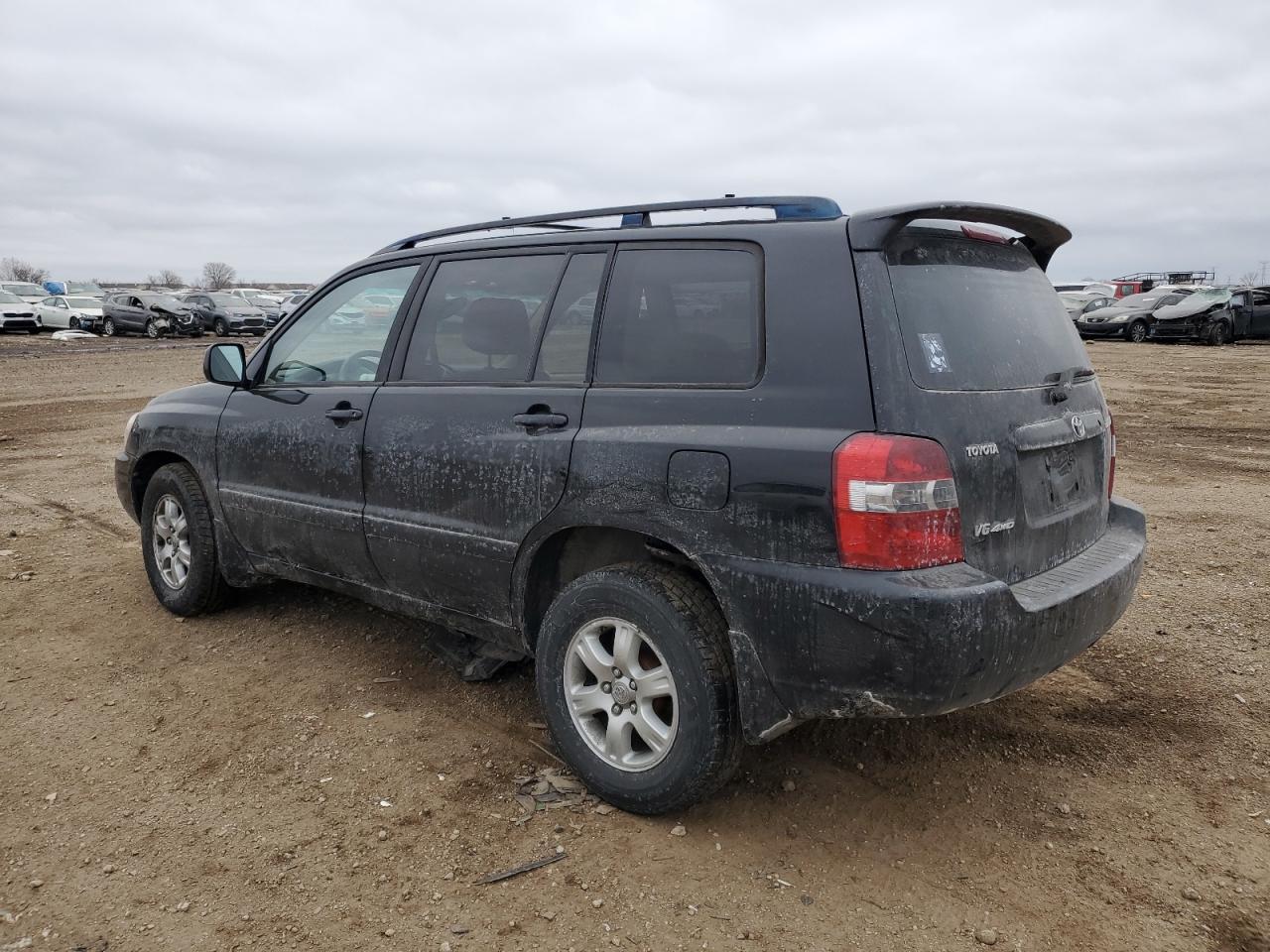 2004 Toyota Highlander - Image 2