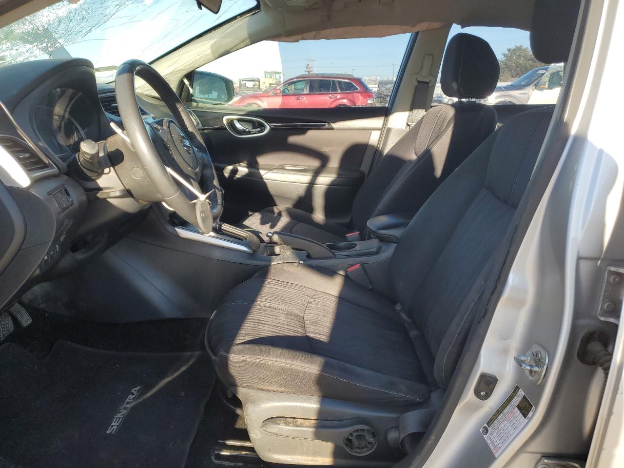 2016 Nissan Sentra - Image 7