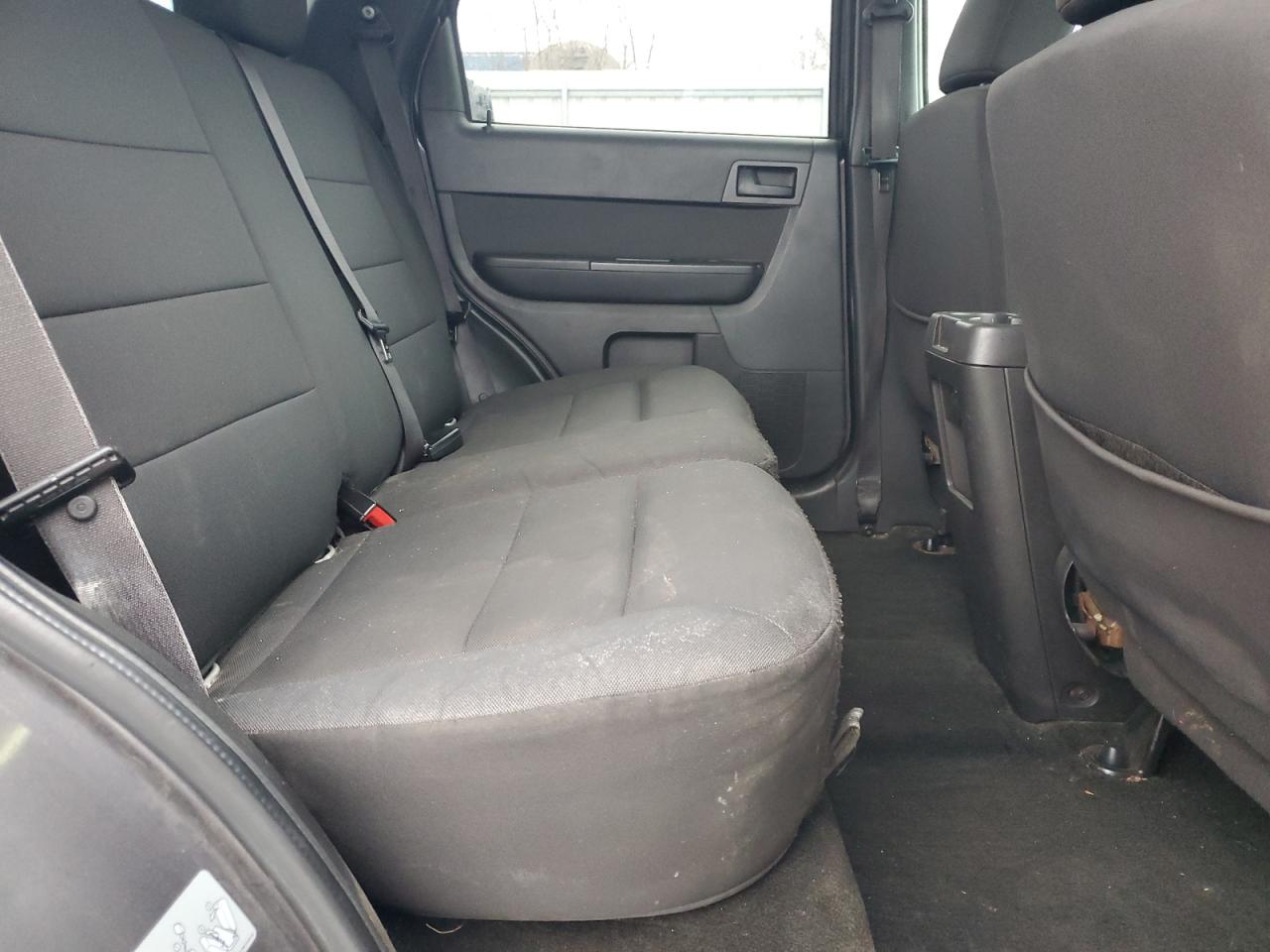 2012 Ford Escape - Image 11