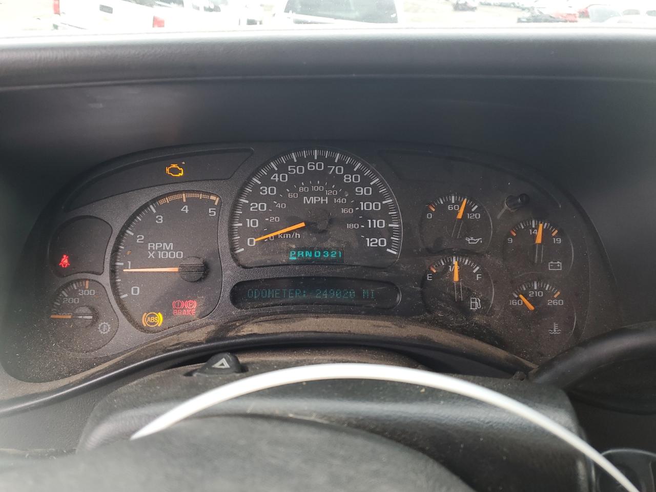 2005 GMC Sierra - Image 9