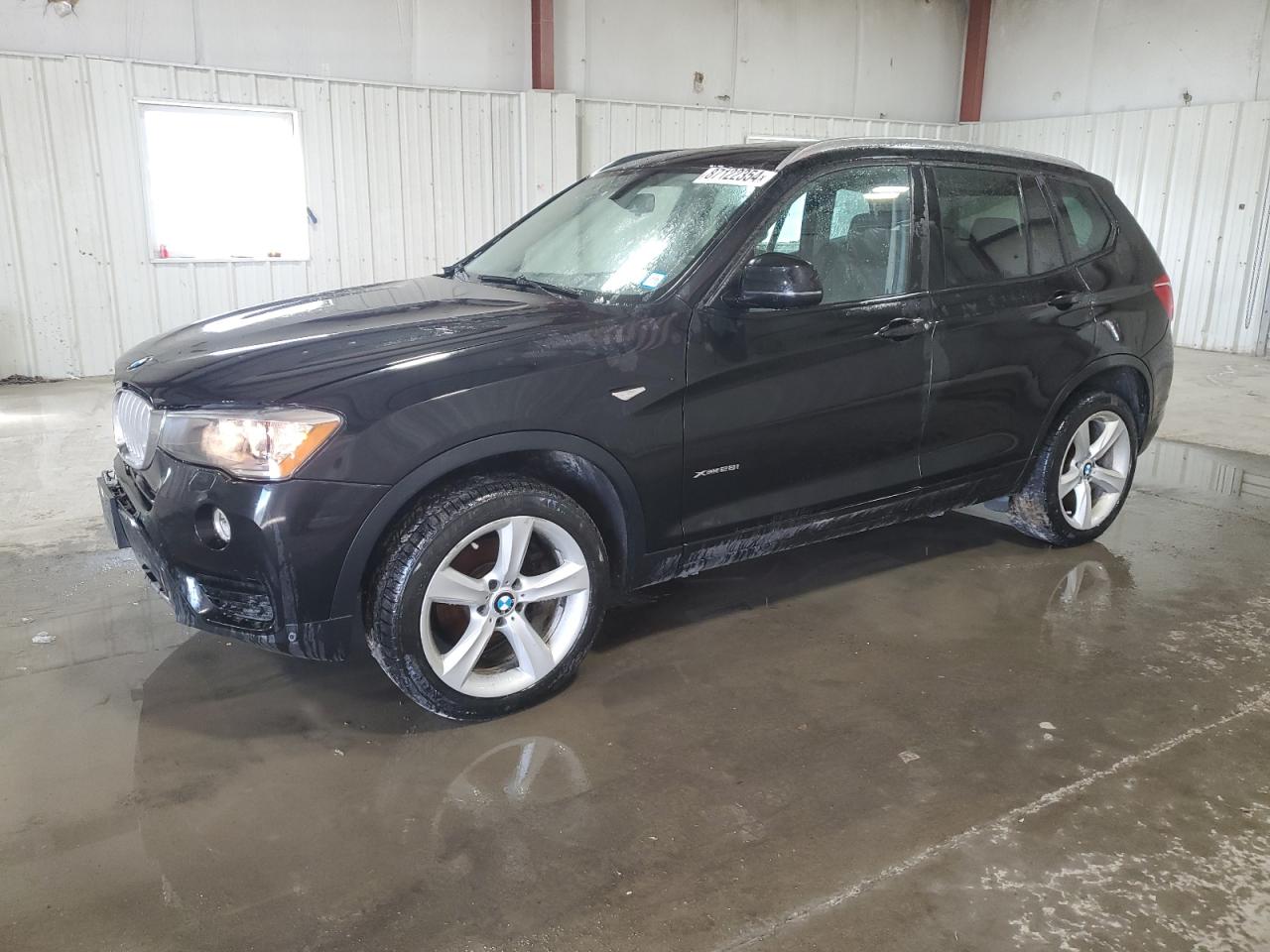 VIN 5UXWX9C3XH0W77275 2017 BMW X3 no.1