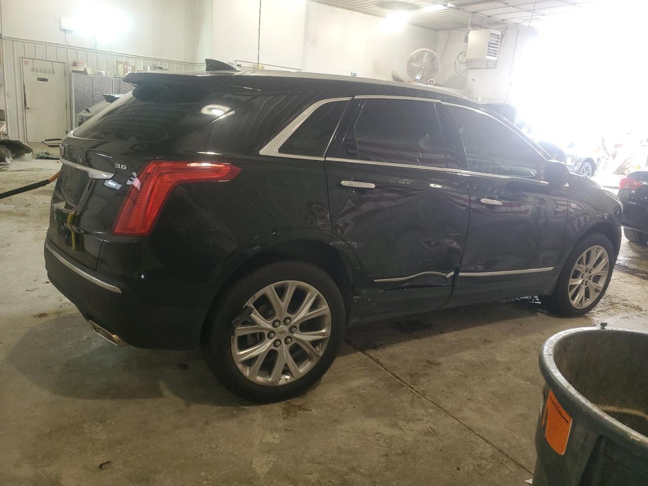2019 Cadillac XT5 - Image 3