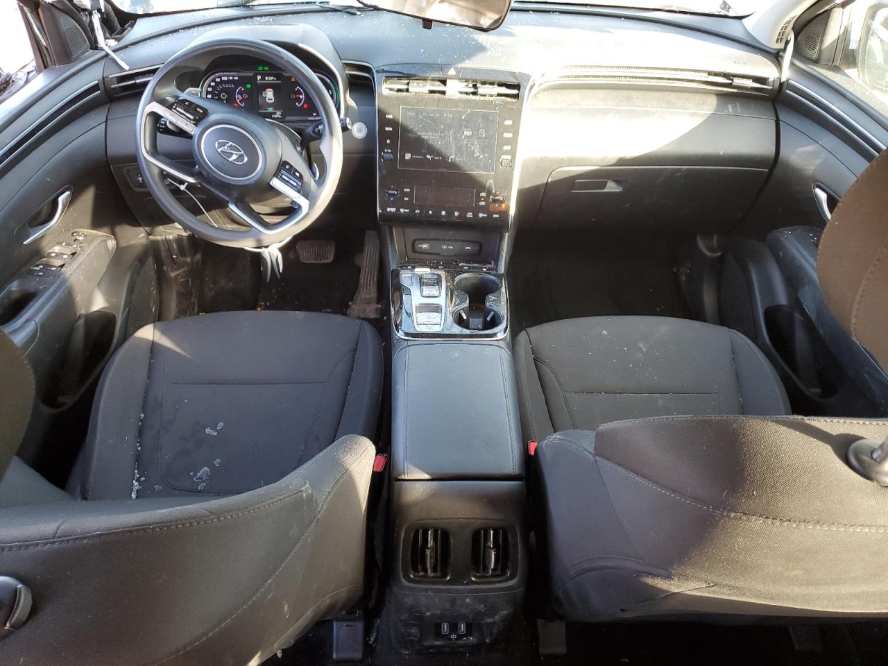 2022 Hyundai Tucson - Image 8