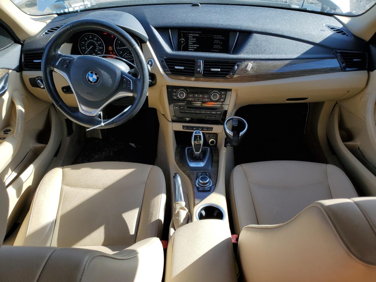 2013 BMW X1 - Image 8