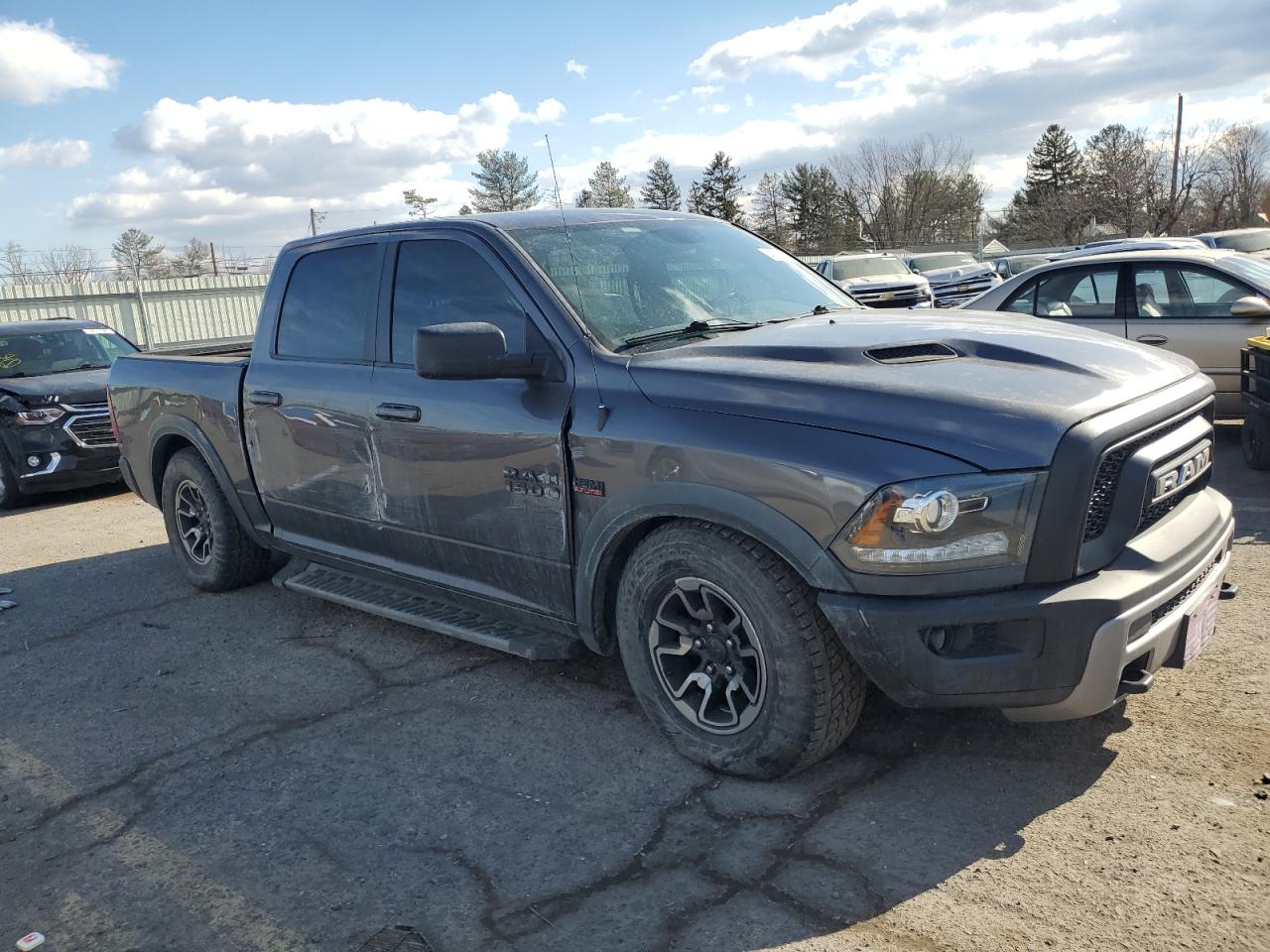 2017 RAM 1500 - Image 4
