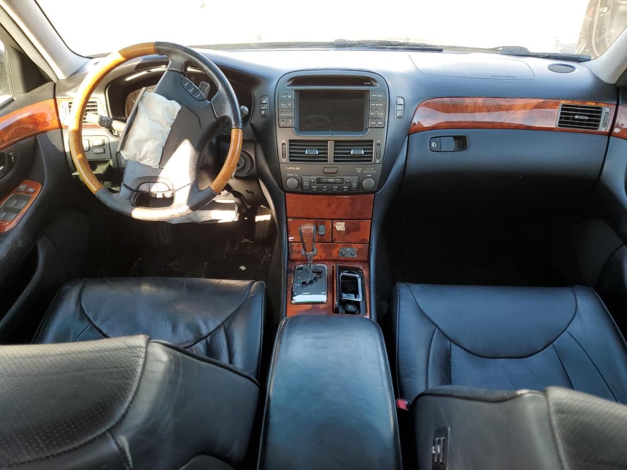 2004 Lexus LS - Image 8