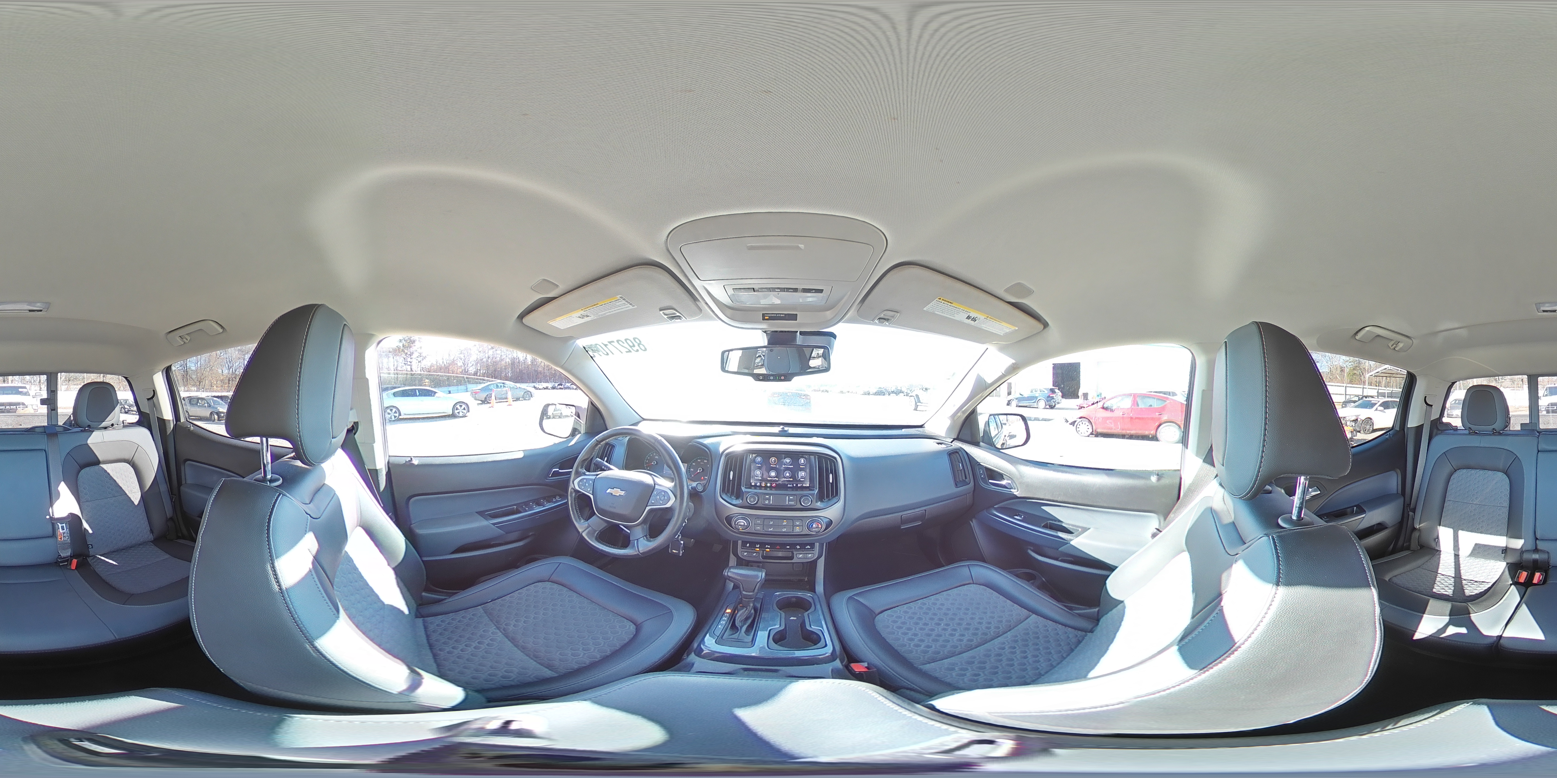 2021 Chevrolet Colorado - Image 15