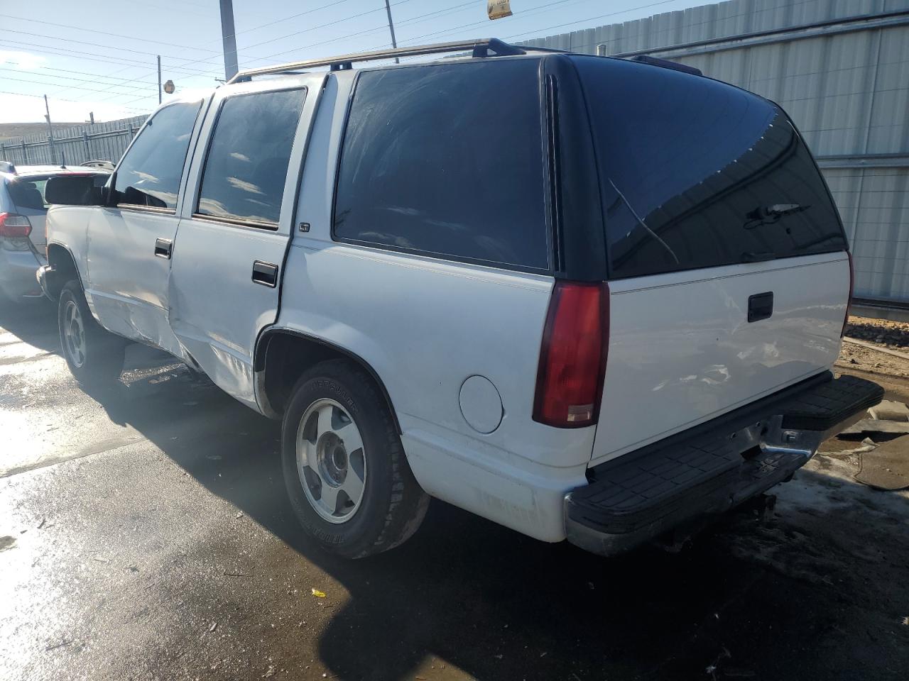 1997 Chevrolet Tahoe - Image 2