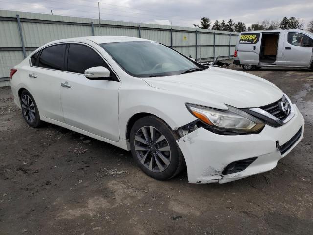  NISSAN ALTIMA 2017 Biały