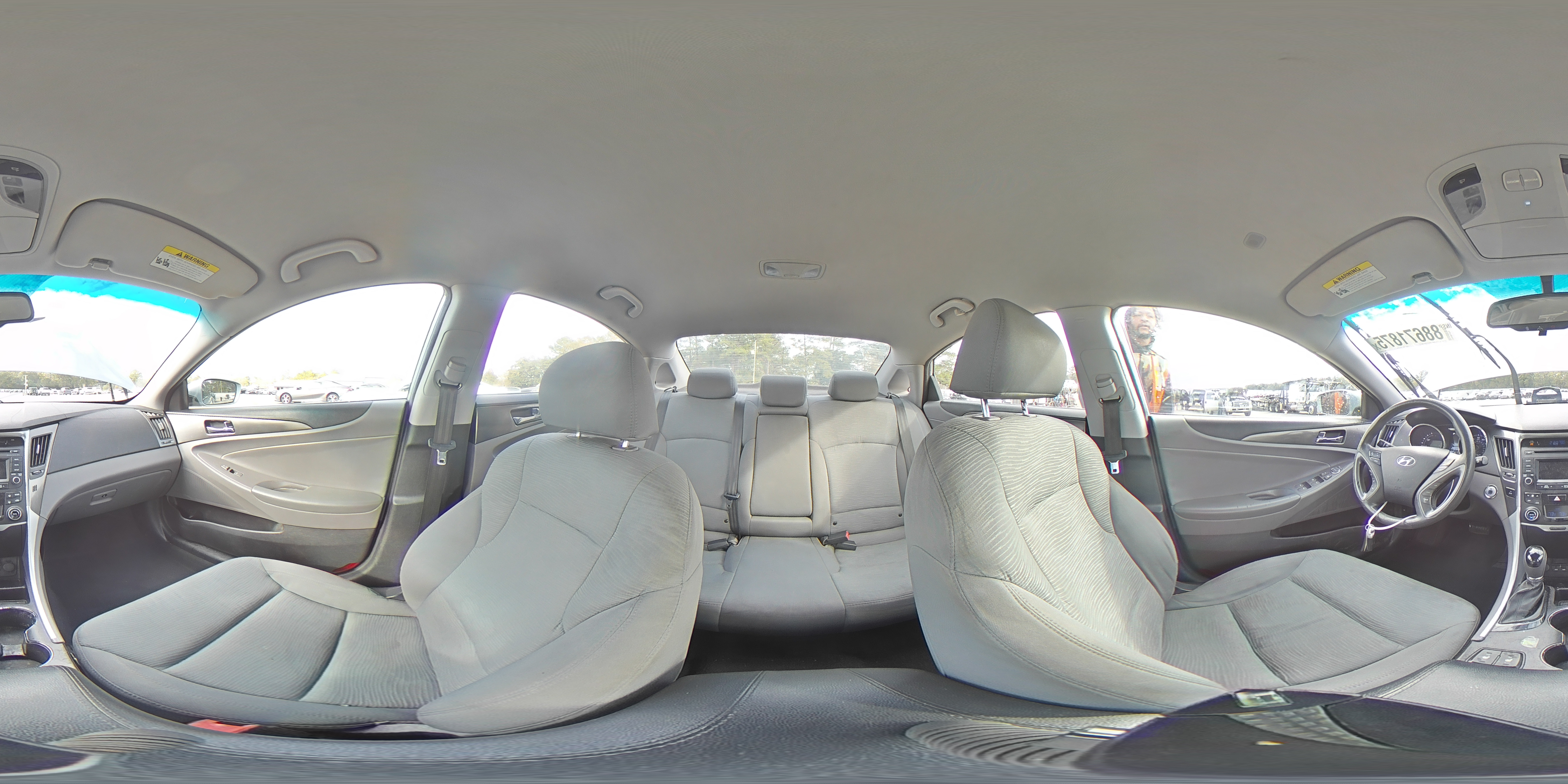 2015 Hyundai Sonata - Image 14