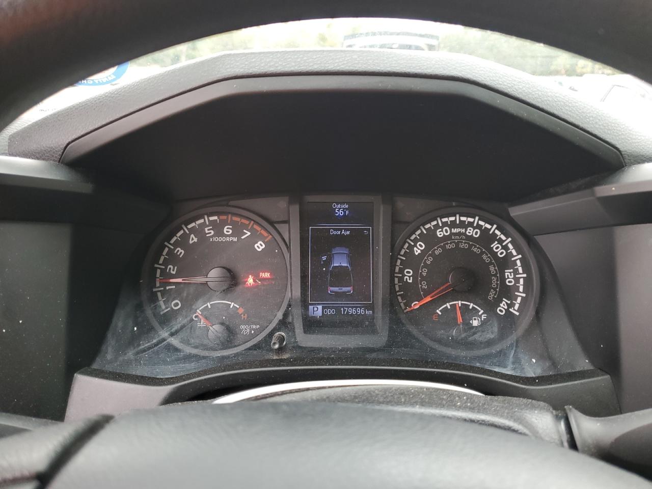 2018 Toyota Tacoma - Image 9