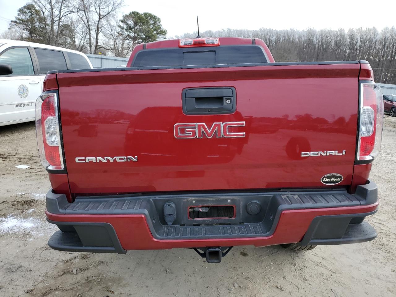 2018 GMC Canyon - Image 6