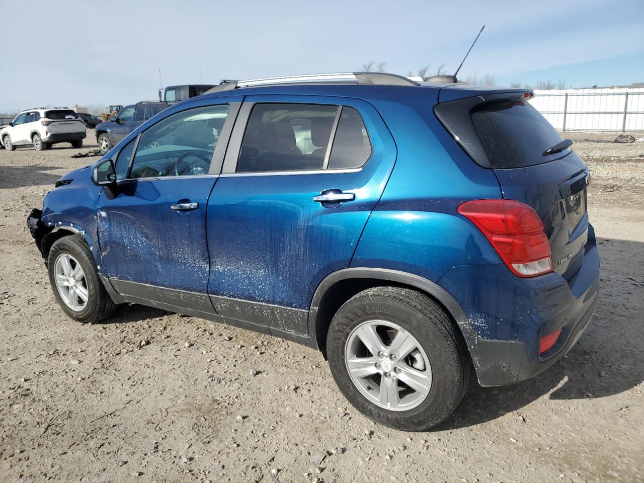 2019 Chevrolet Trax - Image 2