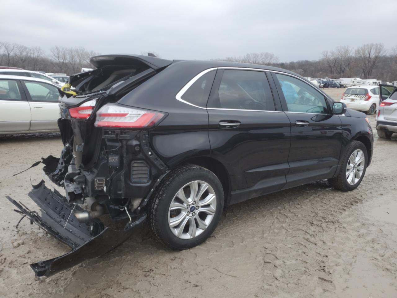 2021 Ford Edge - Image 3