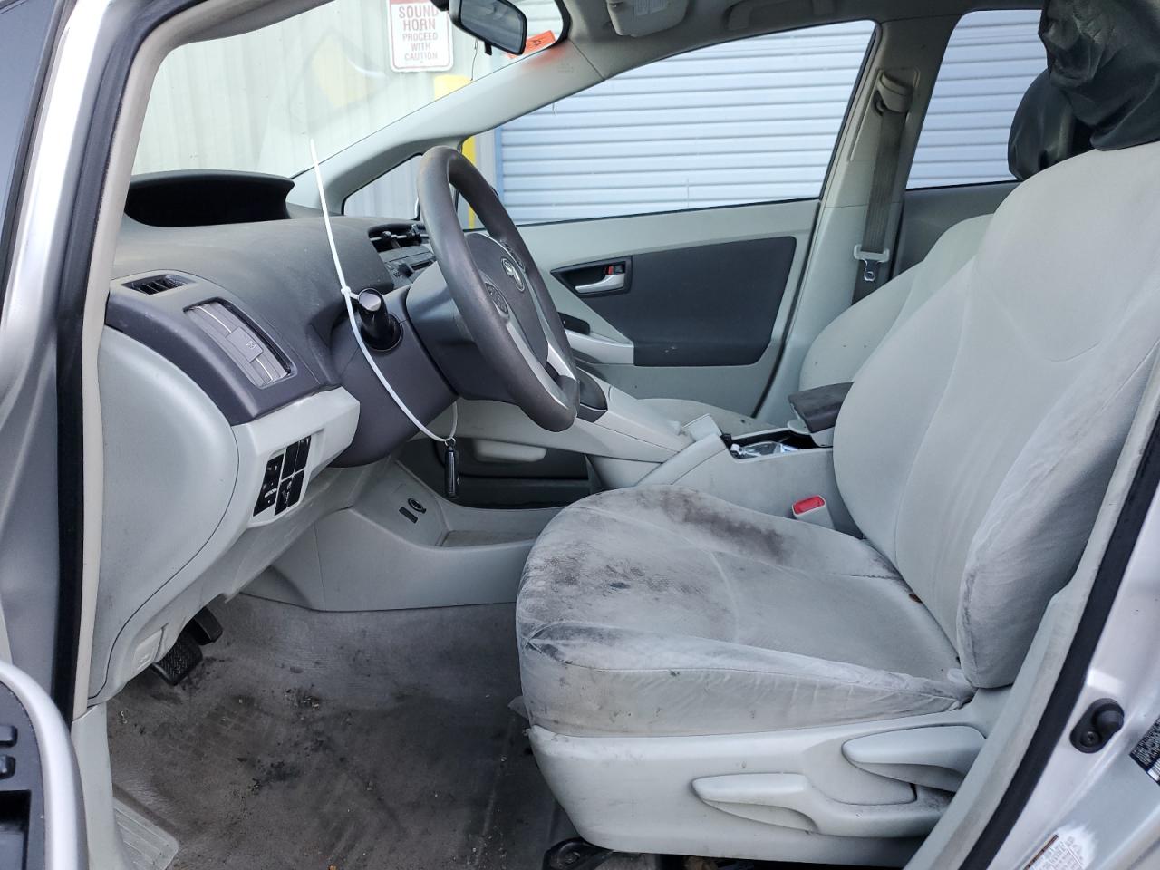 2011 Toyota Prius - Image 7