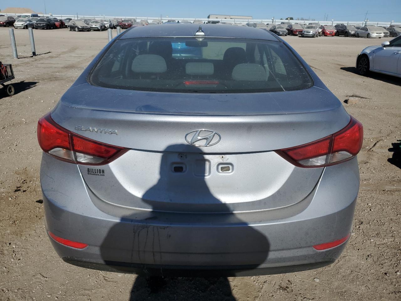 2016 Hyundai Elantra - Image 6